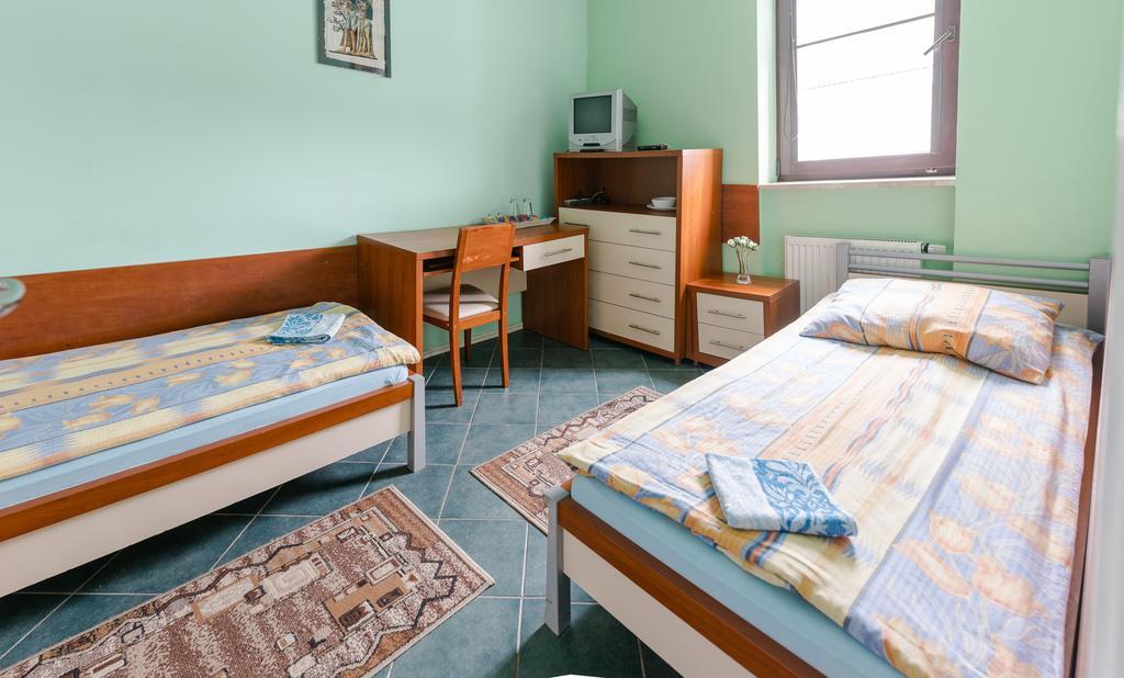 Adeo Hostel Białystok Habitación foto